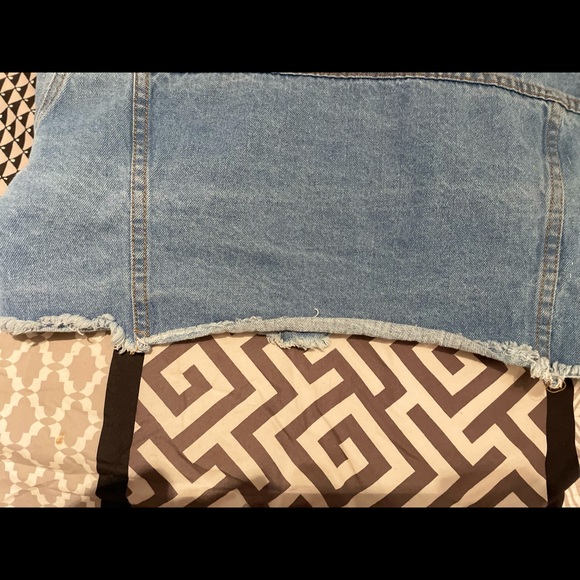 US army crop hem denim jacket. Size S - Picture 6 of 6